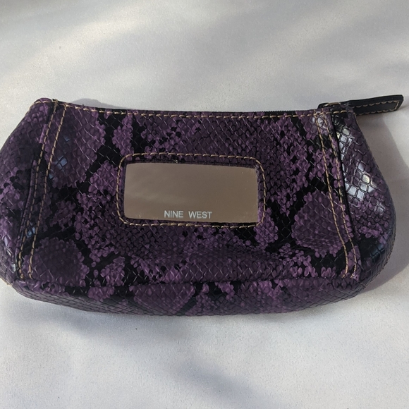 Nine West Purse & Accessories - Picture 9 of 12